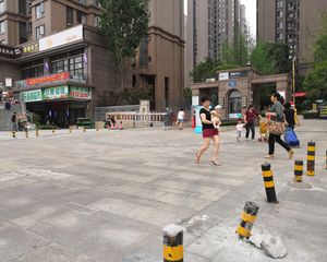 融创南湖逸家3室1厅北