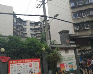 青年家园1室1厅南