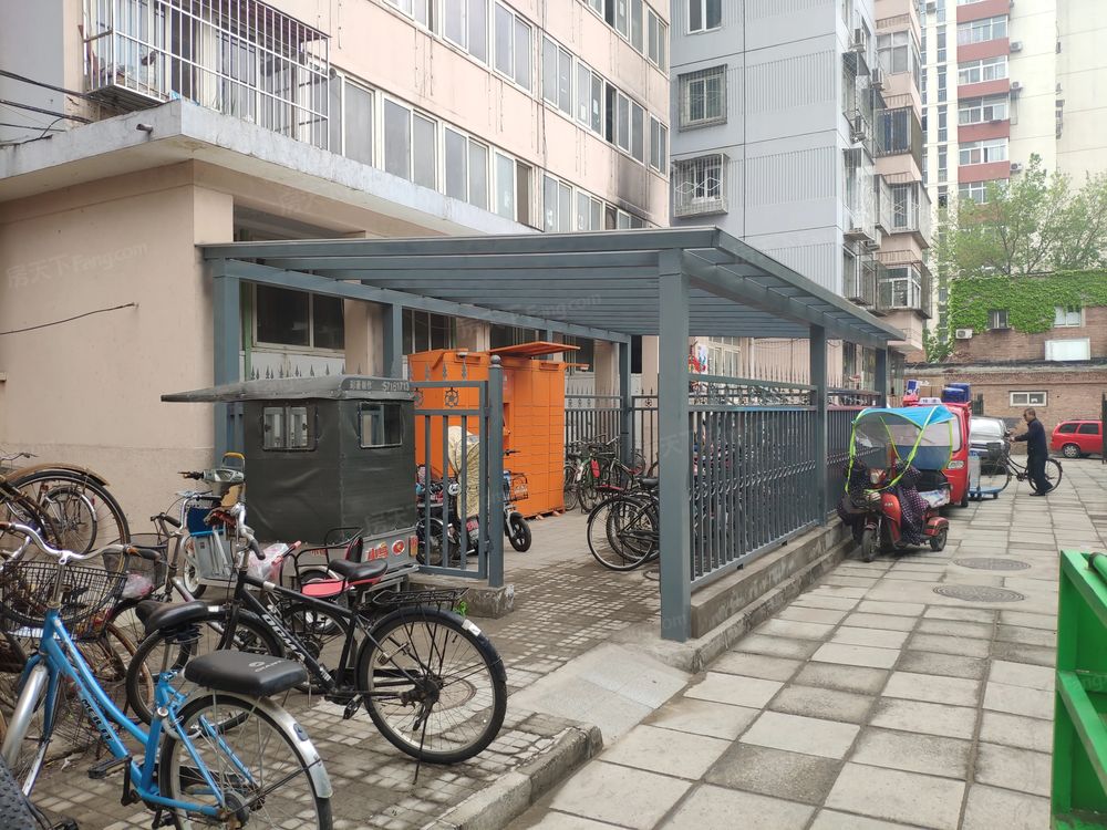 小区相关图