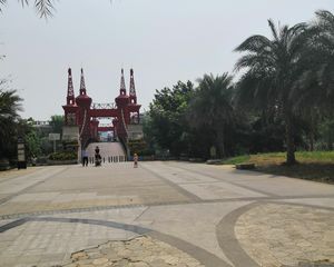滨江河畔3室2厅南