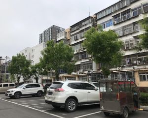 六里桥10号院2室1厅南北