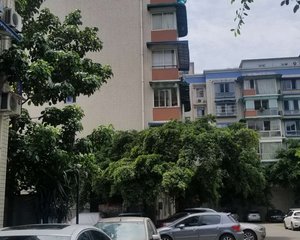 华馨名屋3室1厅南