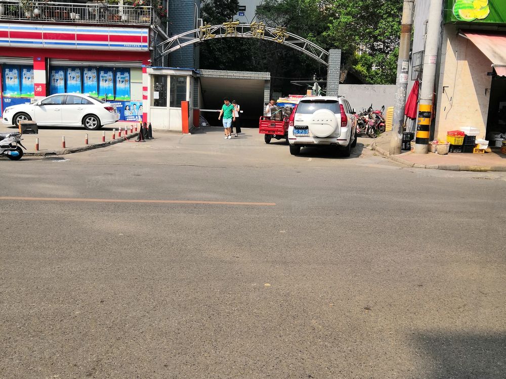 小区相关图