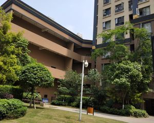 融创凯旋公馆2室2厅东