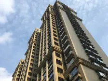 小区2015年的梧桐区新的楼盘也是自带会所