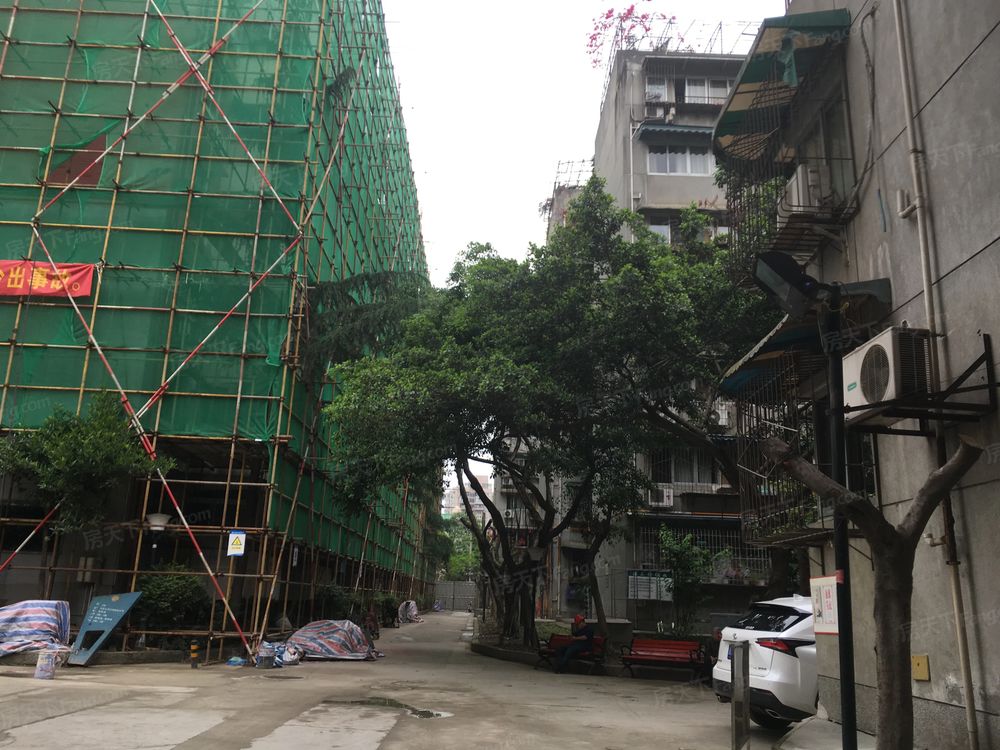 小区相关图