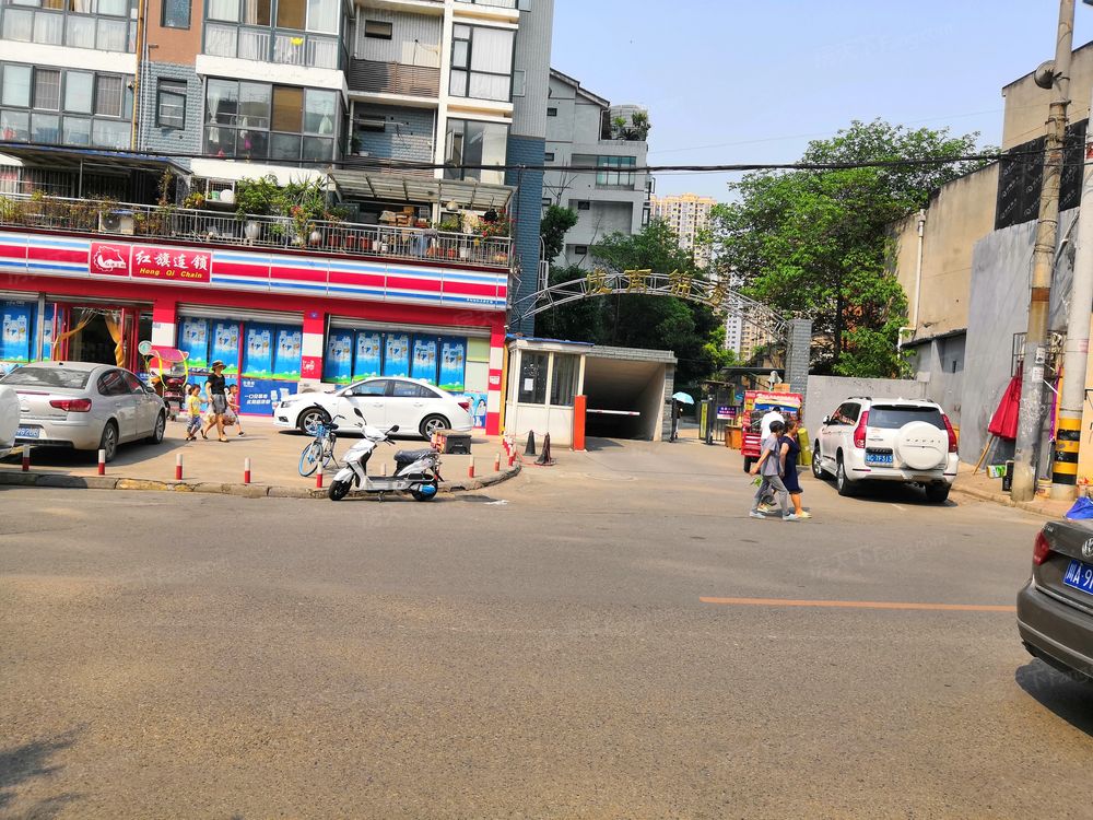 小区相关图