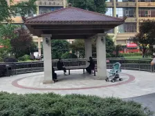 渝中区15年轻轨1房,户型方正,出行便捷