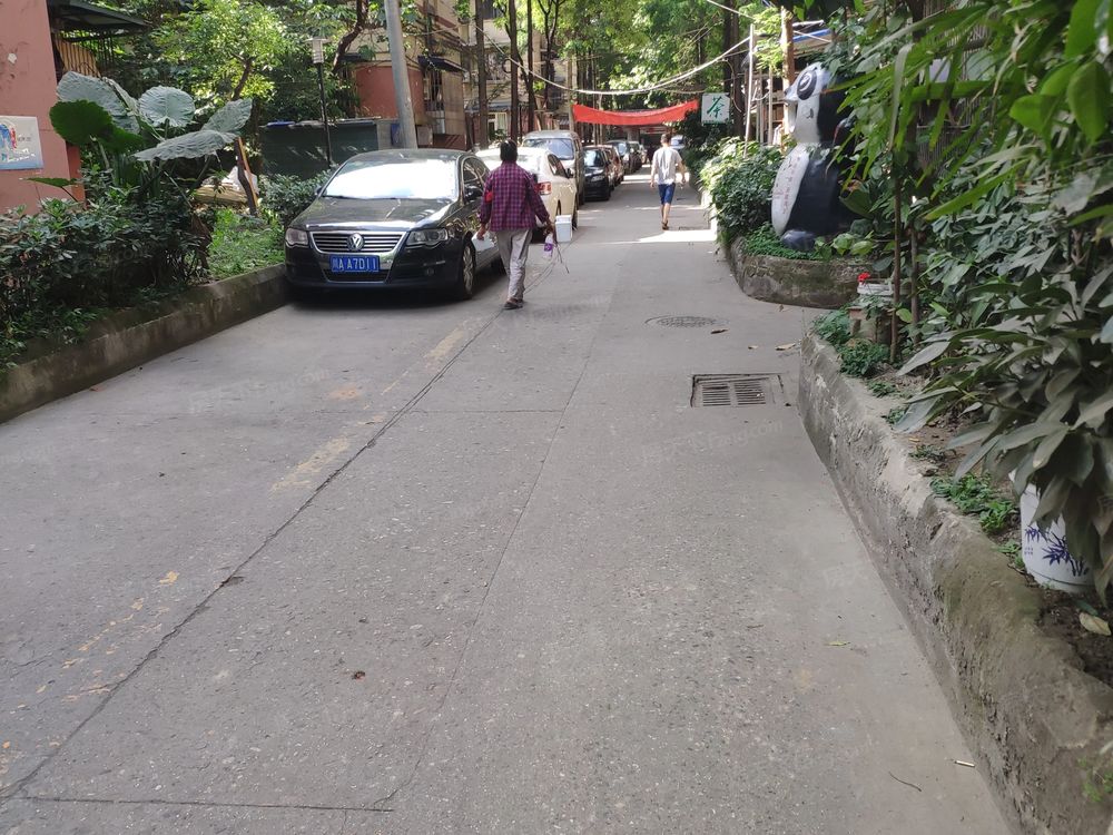 小区相关图