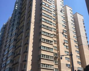 望河园4室1厅南北