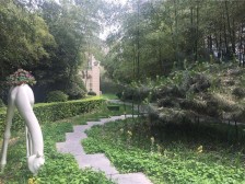 亚星江南小镇。楼层适中,毛坯房格局好自己装修