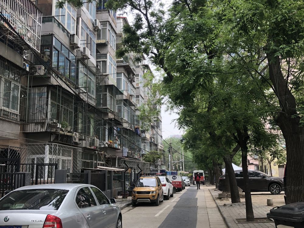 小区相关图
