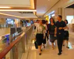 陪同领导参观