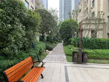 微电园精装上叠+屋顶花园50平+产权车位2个