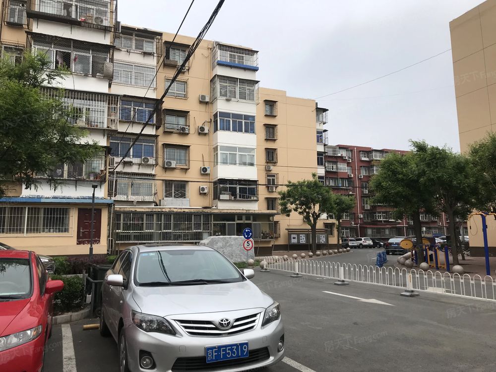 小区相关图
