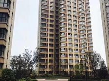 精装修小别墅满两年业主急售