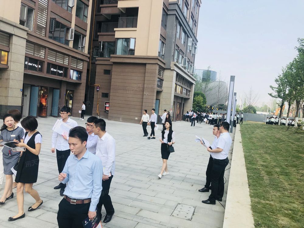 小区相关图