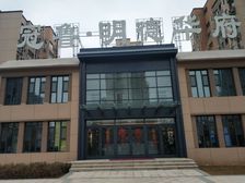 房东诚心出售,带车位储藏室,户型方正,采光好