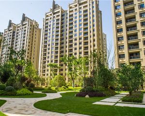 71平精装修两室两厅一卫房子视野开阔,