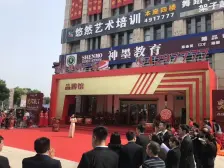 奥园广场旁南北通4房电梯好楼层户型方正采光好