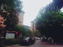 房子是正规一狮一厅,户型方正,业主诚心出售