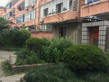 房主诚心卖,采光好,价格合适,地理位置优越!