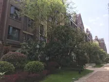 洋房顶楼复试,小区绿化环境优美,人车分流24小时安保