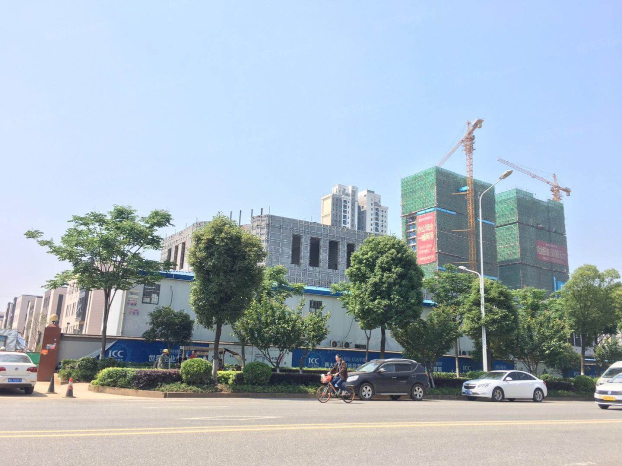 金科美邻汇商住楼