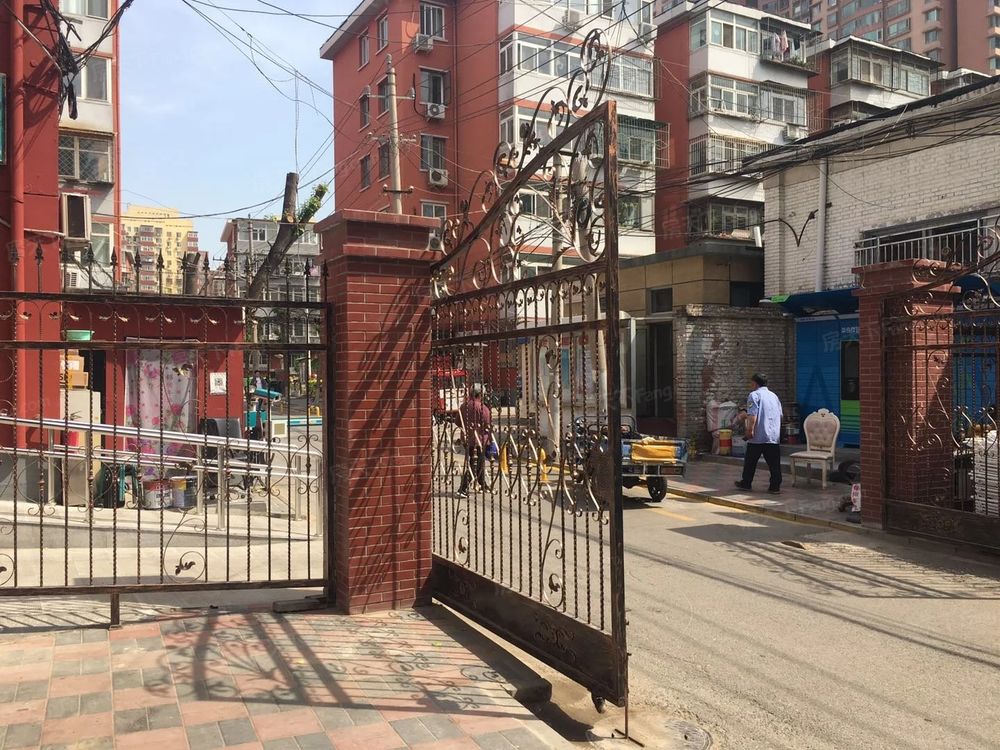 小区相关图