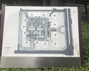 湟普国际4室2厅南