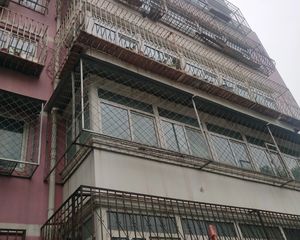 幸福路6号院3室1厅东西南