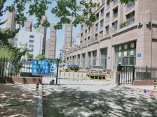 金领地,精装修南向一室,诚意出售