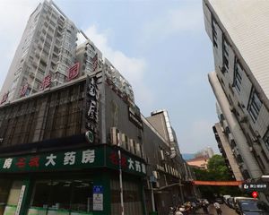 正红旗广场首付低电梯精装大三房免费停车