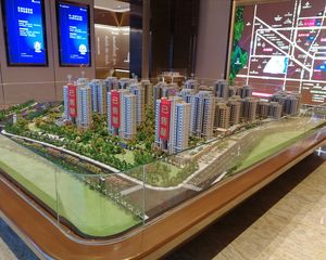 海玥名邸3室2厅南