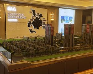 出售诺德学府104平白胚80万