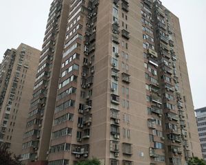 新兴家园2室1厅西