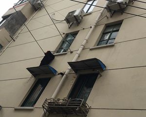 内环内,精装一室户,近地铁,总价低