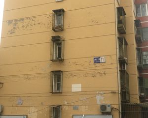 朝南一居室低楼层装修好低总价