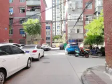 颖河小区 1室1厅 南