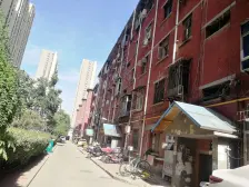 颖河社区上桐柏一,采光充足,视野开阔,生活方便。