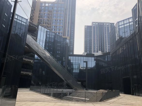 IMC国际广场实景图