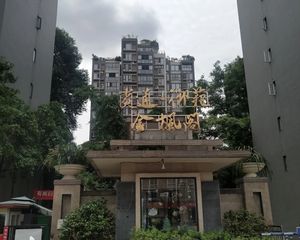 贵通御苑金枫阁4室2厅东