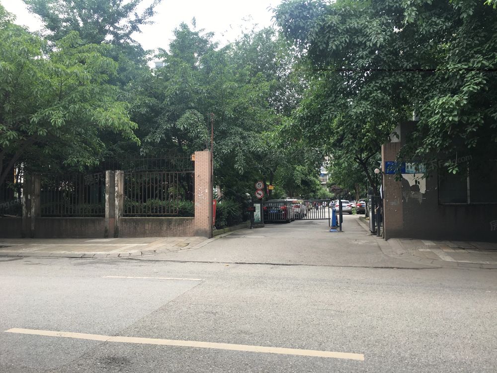 小区相关图
