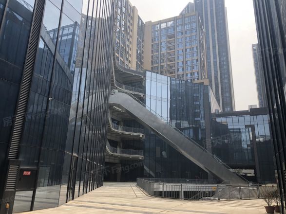 IMC国际广场实景图