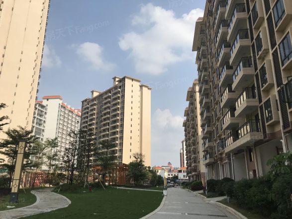 荔城一品山湖实景图