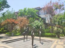滇池会展片区云玺大宅联排端头花园大位置好.