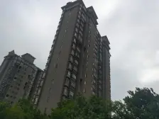 龙湾国际花园 南北通透,采光好 视野好,诚心出售