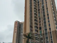 此房满二业主自住保养好 中高楼层采光好 诚心出售