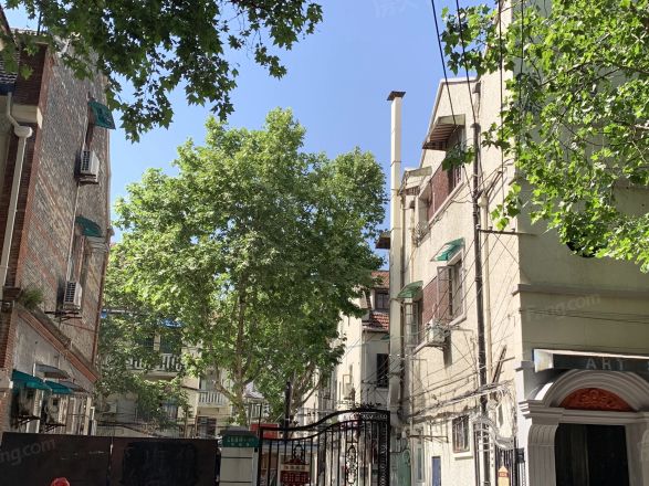 南昌路168弄小区实景图