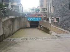 平安曼哈顿风情(聚仁哈佛公馆) 南北通透,采光好 装修好,环镜优美 视野好,诚心出售